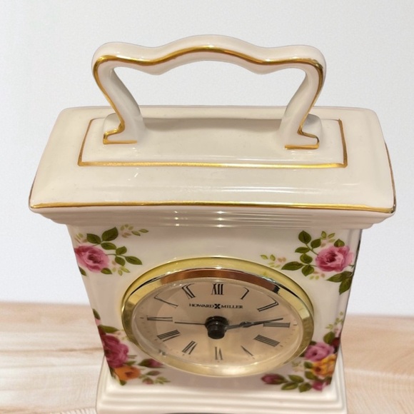 Very Nice Vintage Howard Miller Mantel Clock w/Alarm - Picture 5 of 11